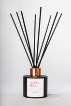 Load image into Gallery viewer, Black Raspberry &amp; Peppercorn Reed Diffuser
